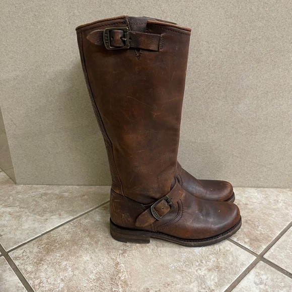 FRYE Women's Tall Veronica  Boots Brown Distressed Leather Buckle Moto Size 5.5 - Picture 4 of 13